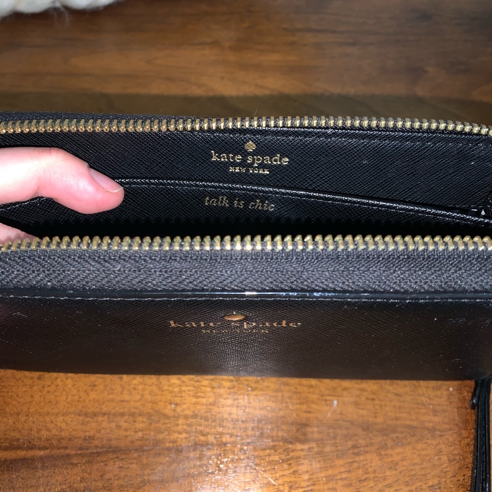 Kate Spade ♠️ Saffiano Leather Standard Wallet